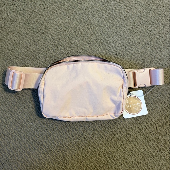 NWT Pink Belt bag - Picture 1 of 2